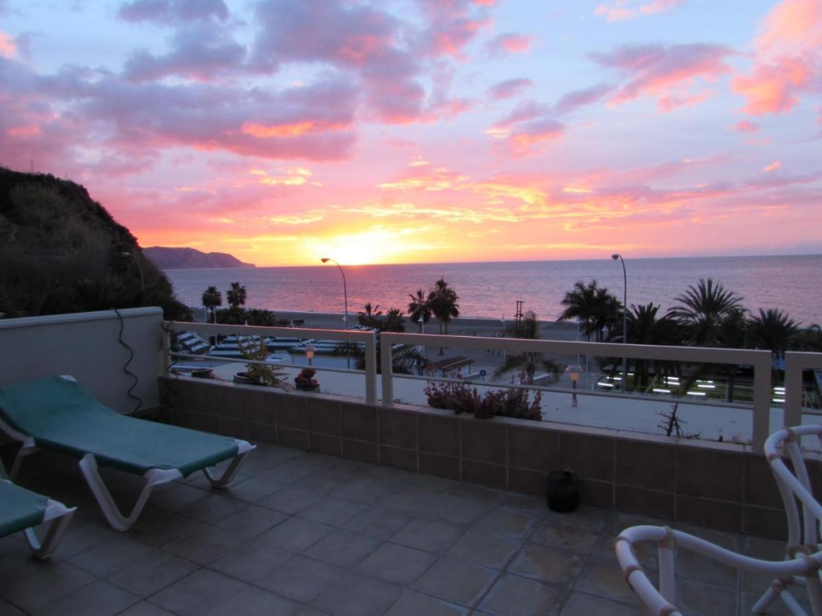 Nerja 1ª Linea De Playa De Burriana , Terraza Grande Al Mar Apartment Exterior photo